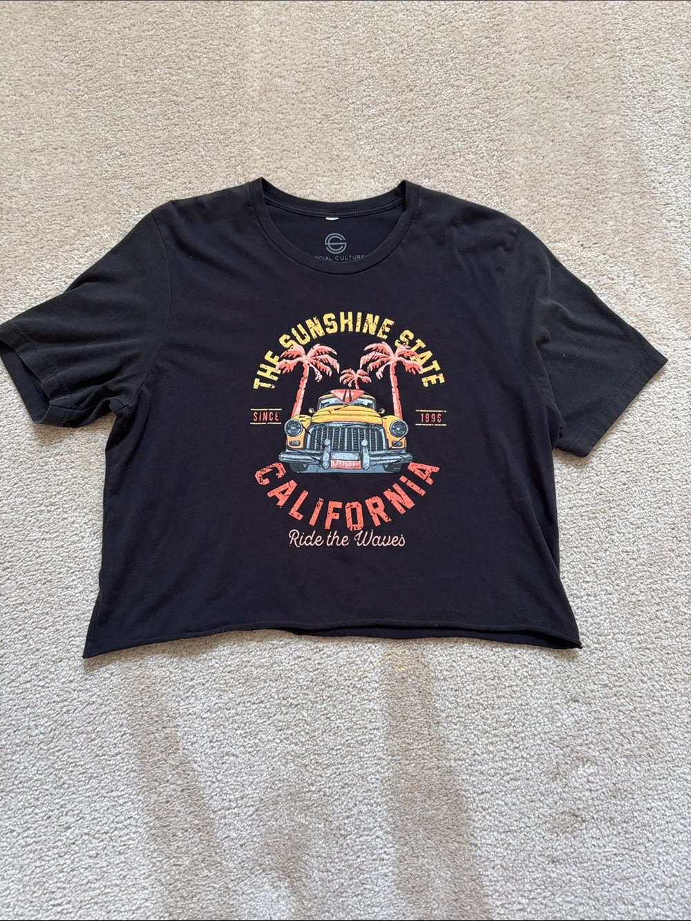 Cropped black social culture T-shirt size L